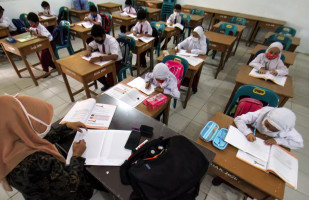 PTM Hari Pertama, Para Siswa Sambut Penuh Antusias