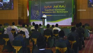 Peringatan Isra Miraj Kemenag, Buya Arrazy Ingatkan Ulama dan Umara