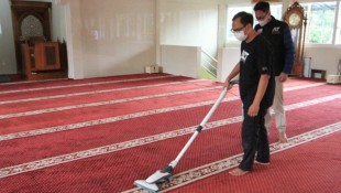 ACT Ajak Warga Gotong Royong Bersihkan Masjid sebelum Ramadhan