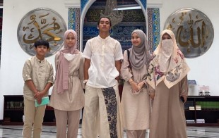 Punya Wajah Rupawan, Adiba Khanza dan 4 Anak Ustadz Kondang Ini Beranjak Dewasa