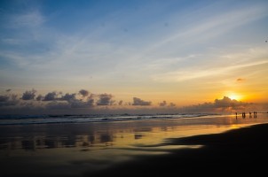 7 Pantai Lokasi Rukyatul Hilal Instagramable