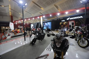 Honda Suguhkan Nuansa Balap MotoGP di IIMS 2022