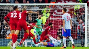 Gasak MU 4-0, Liverpool Geser City di Puncak Klasemen