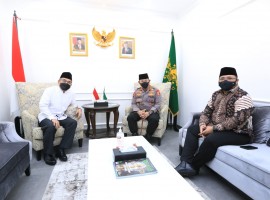 Sambangi PBNU, Kapolri Bicara Mudik Sehat dan Nyaman