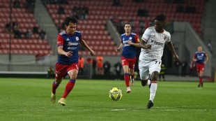 Meski Tak Digaji, Egy dan Witan Tetap Bermain untuk FK Senica