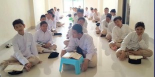 Bertadabbur Qur’an Ala Siswa AQLIS, Manfaatkan Medsos untuk Berdakwah