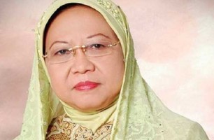 Meneladani Amalan Lily Wahid, Baca Al-Fatihah Tiap Bangun Tidur