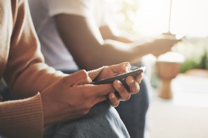 Pengamat Sosial: Fomo, Dampaknya Banyak dan Berbahaya