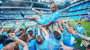 Raih Gelar Kelima Bersama City, Fernandinho: Mimpi Jadi Kenyataan