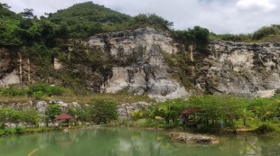 Wisata Alam Gua Lalay Sajikan Keindahan Tebing Bekas Galian Tambang