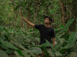 Andrew Kalaweit, Youtuber yang Tinggal di Tengah Hutan Kalimantan