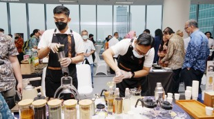 Jamu Minuman Herbal Alami untuk Menjaga Kesehatan Tubuh