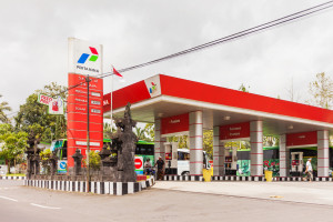 DPR Desak Pertamina Tinjau Ulang Pembelian BBM Pakai Aplikasi