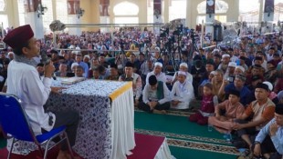 Tanya Jawab UAS dan Jemaah Soal Perbedaan Waktu Idul Adha