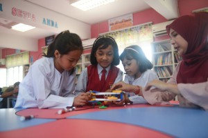 Pengamat Pendidikan: Tak Ada Sekolah Unggulan, Semua Sama