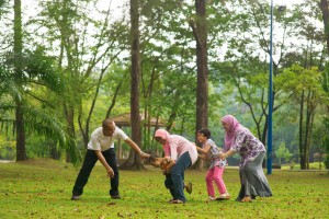 Bermain Salah Satu Cara Tingkatkan Kecerdasan dan Kebahagiaan Anak