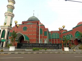 Nostalgia Film Lorong Waktu di Masjid Raya Baitussalam