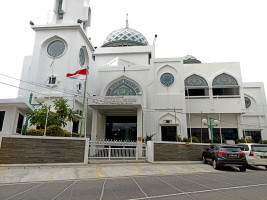 Program Masjid Al-Muchlishin Sempat Terhenti karena Pandemi