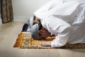 Kondisi Otak Manusia saat Salat Sama Seperti Sedang Berkomunikasi
