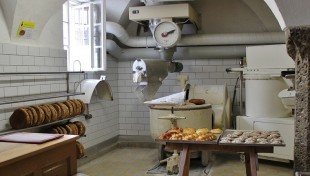 Kisah Penjual Roti yang Selalu Beristighfar saat Berdagang