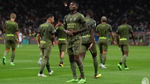 Juventus Diimbangi AS Roma 1-1, AC Milan Pimpin Singgasana