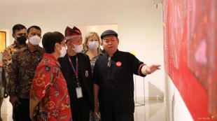 Pelukis Tulus Warsito Gelar Pameran Dimensions di Galeri Nasional Indonesia