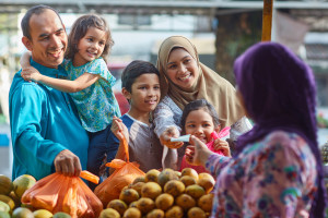 Bolehkah Berjualan di Bawah Harga Pasaran? Ini Penjelasan Ulama