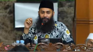 Tak Perlu Khawatir Masa Depan, Ini Pesan Ustaz Riza Basalamah