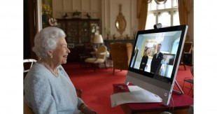 Anti Gaptek, Ini Deretan Teknologi Pernah Dipakai Ratu Elizabeth II