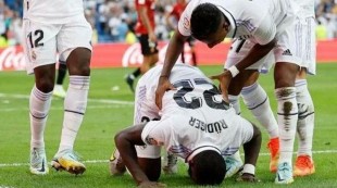 Antonio Rudiger Sujud Syukur Cetak Gol Perdana untuk Real Madrid