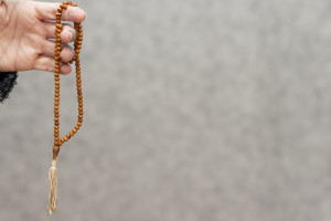 Makna Bacaan Dzikir Sore Rodhitubillahi Robba Wabil Islaamidiinaa