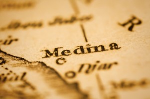 3 Tantangan Ekonomi Umat Islam Awal Hijrah ke Madinah