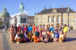 Perempuan Diaspora Indonesia di Denmark Kampanyekan Kebaya