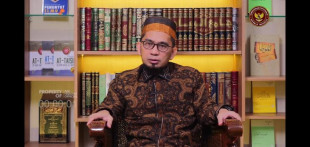 Ustadz Adi Hidayat: Allah SWT Cemburu dengan Orang Mengejar Dunia