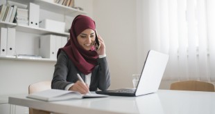 Ustadzah Erika: Muslimah Tak Berkewajiban Mencari Nafkah