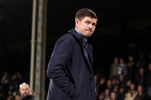 Aston Villa Pecat Steven Gerrard dari Kursi Pelatih