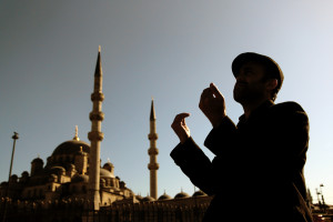 5 Tema Khutbah Jumat tentang Jaminan Rezeki dari Allah
