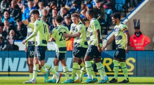 Bungkam Leicester 1-0, City Kudeta Arsenal di Puncak Klasemen