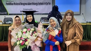 Dapat Lagi Gelar Doktor, Oki Setiana Dewi Tetap Deg-Degan