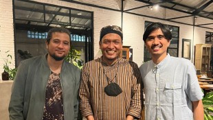 Akrabnya Duta dan Adam Sheila on 7 dengan Ustadz Salim A Fillah