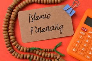 Ekonomi Syariah Solusi Alternatif Hadapi Krisis