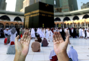 Tips Mengatur Keuangan Wujudkan Mimpi ke Tanah Suci