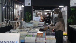 Mendorong Minat Baca Lewat Jakbook Festival 2022
