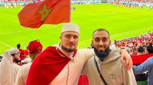 Hafidz Quran Asal AS Pukau Fans Piala Dunia 2022 dengan Lantunan Al-Quran