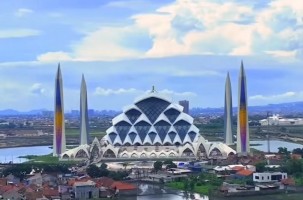 Selain Ramah Lingkungan, Ada Filosofi Matematika di Masjid Al Jabbar