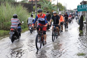 Atasi Banjir, Ganjar Pranowo: Pemkot Semarang dan Kementerian PUPR Harus Sinergi