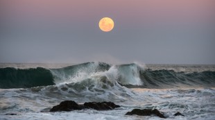 Fenomena Super New Moon Januari 2023, Waspada Potensi Banjir Rob