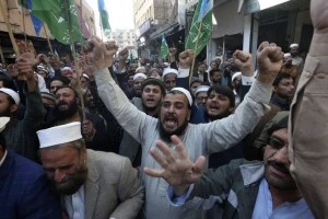 Umat Islam Dunia Berunjuk Rasa Kecam Aksi Penistaan Al Quran di Eropa