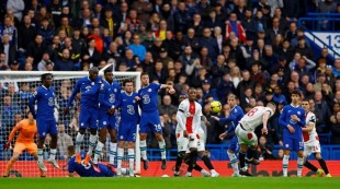 Chelsea Tersungkur di Stamford Bridge, City Diimbangi Nottingham 1-1