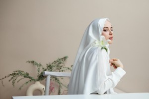 Tak Asal Tutup Kepala, Begini Aturan Jilbab dalam Islam